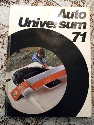 Auto Universum 71 Hardback Book 1971 Switzerland 9.5 x 12