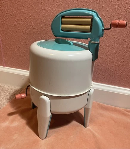 Wolverine Deluxe Washer Vintage Tin Litho Aqua Toy Washing Machine Crank Style