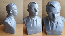Very Nice Early Metal Bust COSMONAUT YURI GAGARIN 15.5 cm 502 gms Signed RARE