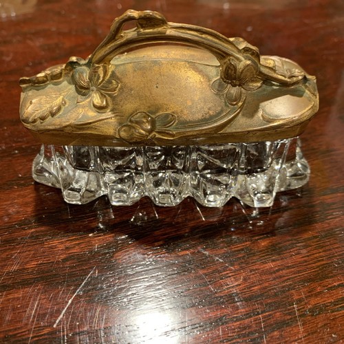 Vintage or Antique Brass & Glass Trinket Vanity Casket Box - Picture 2 of 19