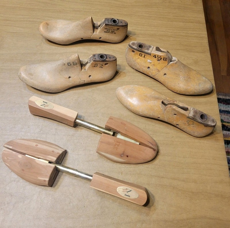 Vintage Wooden Shoe Molds, 3 Pairs Vintage 1950s Mixed Brand Lots