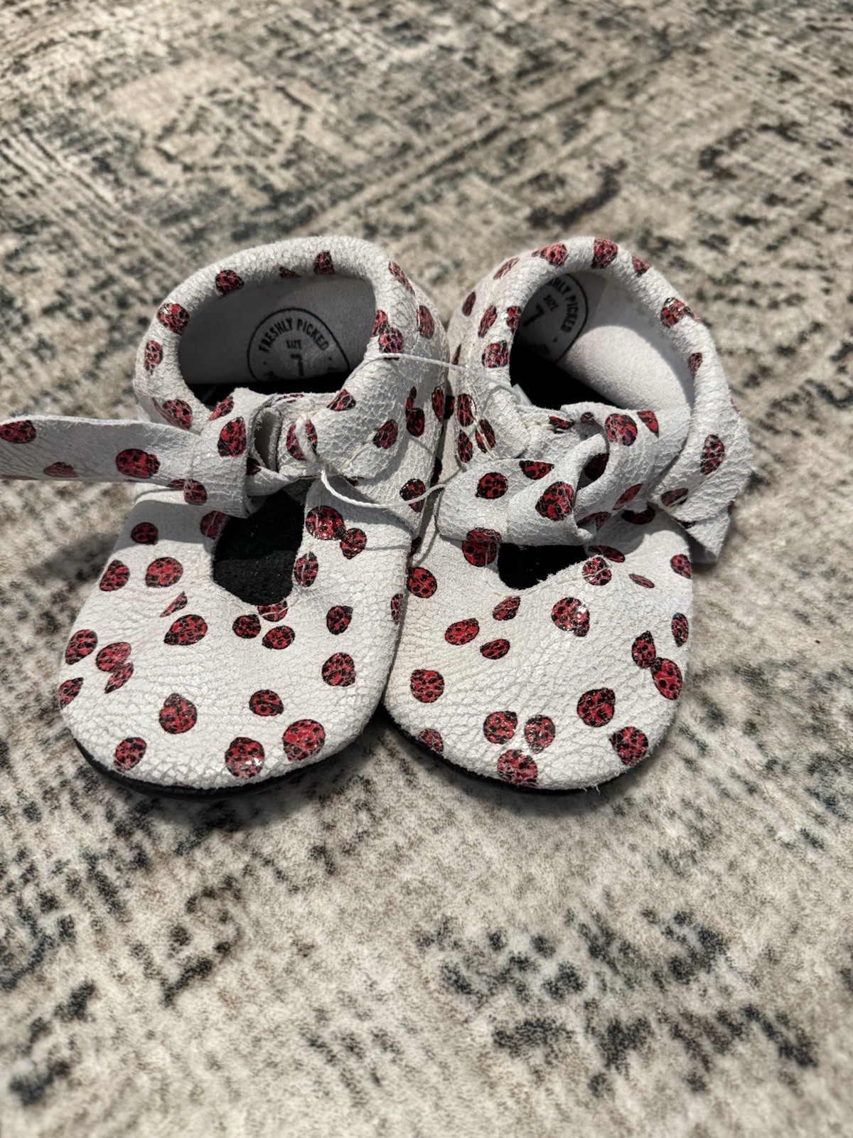 SAOLA Pantofole Lucky Ladybug suola rigida appena scelte taglia 7 ottime condizioni