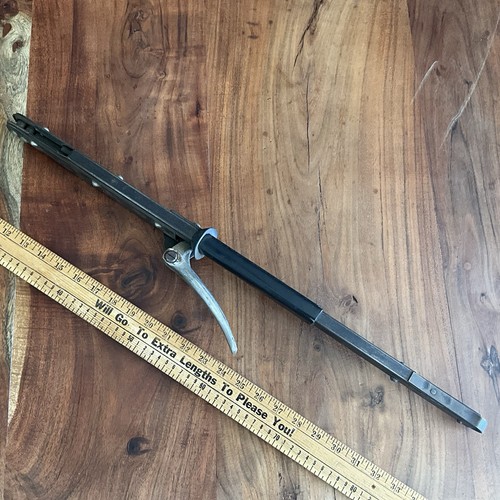 Klinch-It Manual Tool for Furniture Upholstery 8-Way Hand Tied Springs 8870