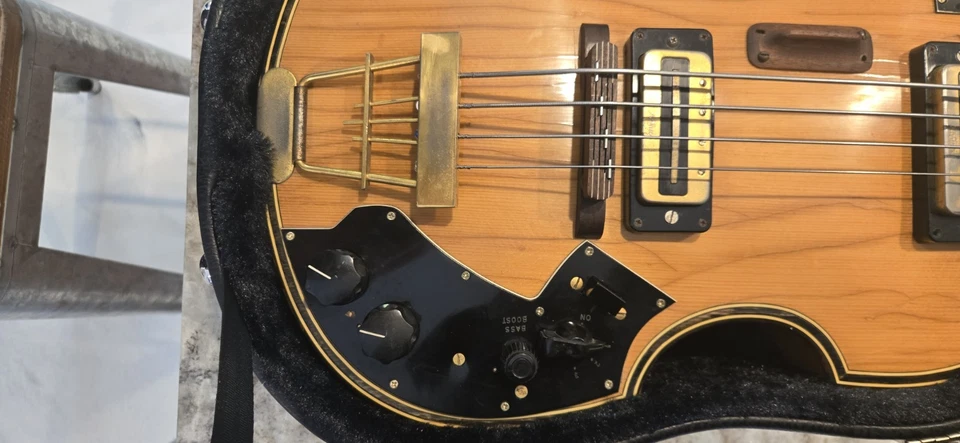 Raro Bajo Hofner G500/1M 1967-1971 Sin trastes Deluxe Super Beatle Natural con estuche rígido original Foto 4 de 4