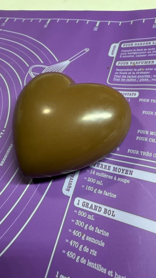 Handmade 3D Heart Milk Chocolate Bar Artisan Belgian Callebaut Gift Unique 100g. - Image 4 of 4