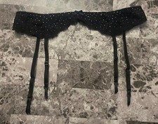 NWOT VICTORIA'S SECRET DREAM ANGELS M/L LACE RHINESTONE VINTAGE RARE GARTER BELT