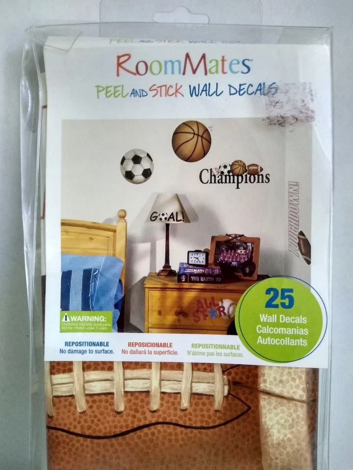 Decoración de pared RoomMates RMK1001SCS Champions pelar y pegar Foto 2 de 4