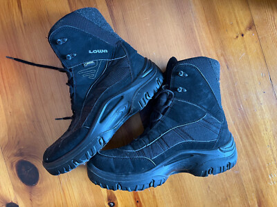 Lowa Trident II Gtx boots, Black, Size 9.5, Gore-Tex waterproof hiking boots