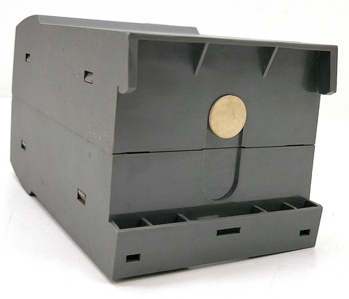 Sineax U553 AC RMS Voltage Transducer - Picture 3 of 7