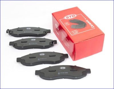KERAMIK BREMSKLÖTZE VORNE FÜR INFINITI QX56 2004 - 2006 NISSAN ARMADA 2005 -2006