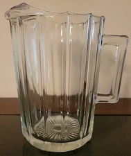 Vintage Clear Glass Ribbed Heavy Glass Pitcher W Ice Lip Starburst Bottom 32 oz