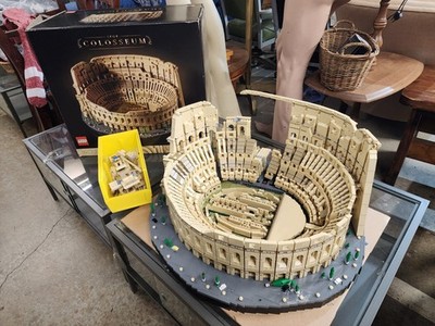 LEGO Creator Expert Colosseum 10276 Limited Edition  Featured On Lego Masters