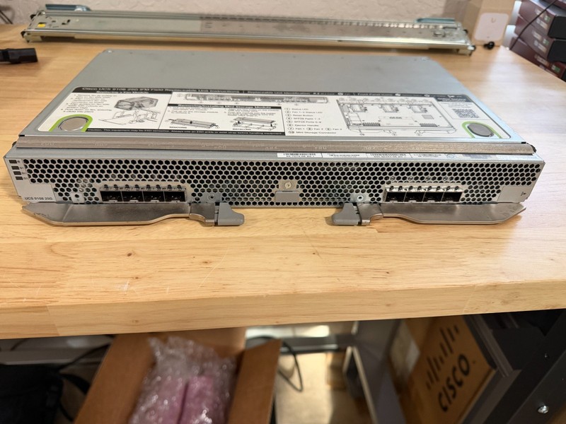 Cisco UCSX-I-9108-25G 68-7079-03 V03 Intelligent Fabric Module