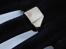 9ct Gold Gents Oblong Sunray Diamond Set Signet Ring Size U 1/2