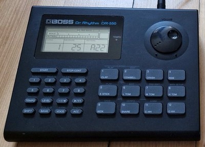 BOSS DR-550 Dr. Rhythm Drum Machine / Rhythm Box  gebraucht nur 50.- 