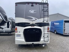 2015 Coachmen PATHFINDER 404RB