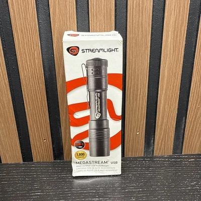 Streamlight 66210 MegaStream USB LED 1800 Lumen Rechargeable Flashlight