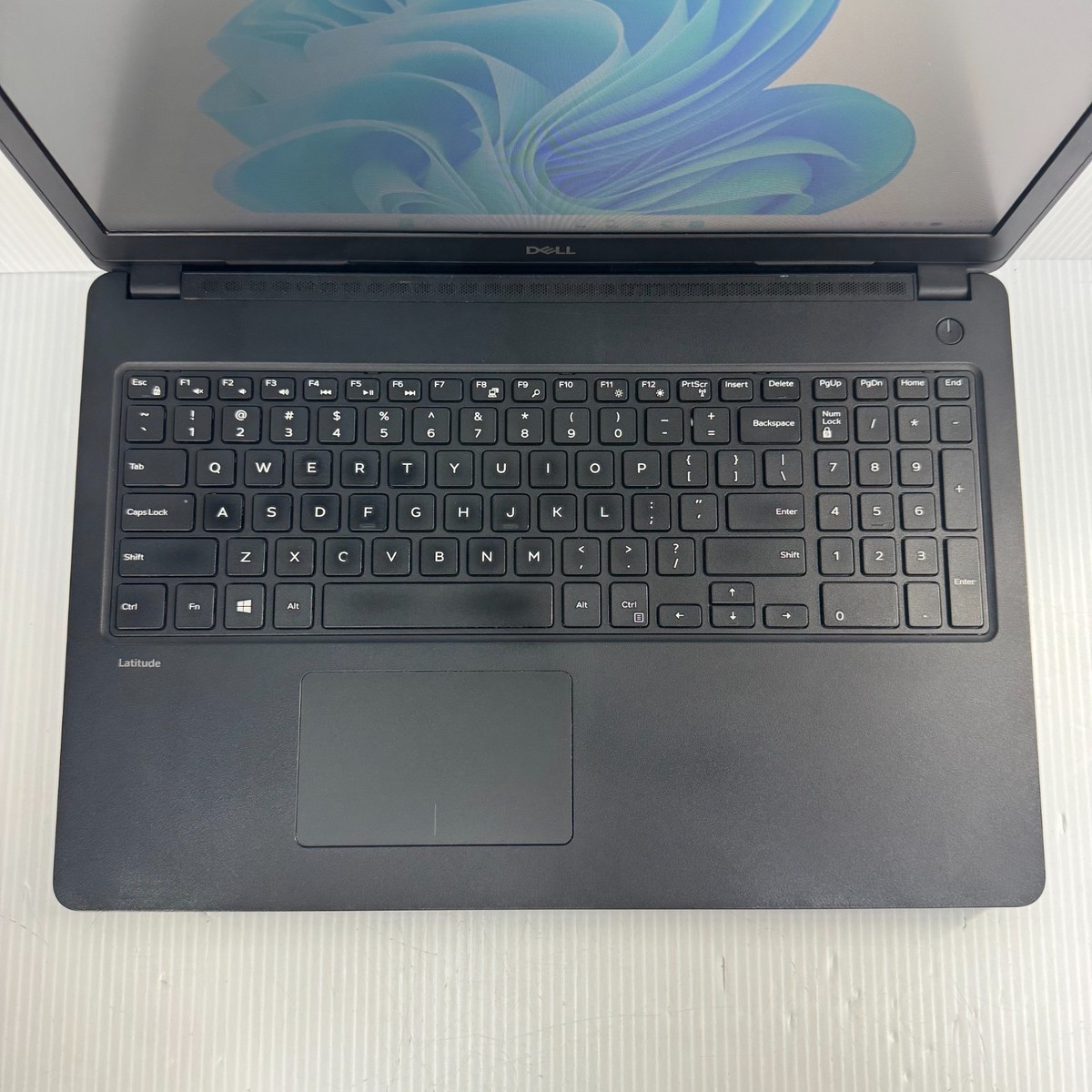 Dell Latitude 3580 i5-7200U 15.6