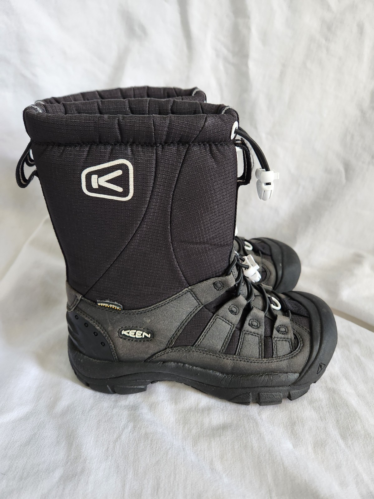 Stivali invernali Keen Winterport neri grigi in pelle impermeabili da donna taglia 6