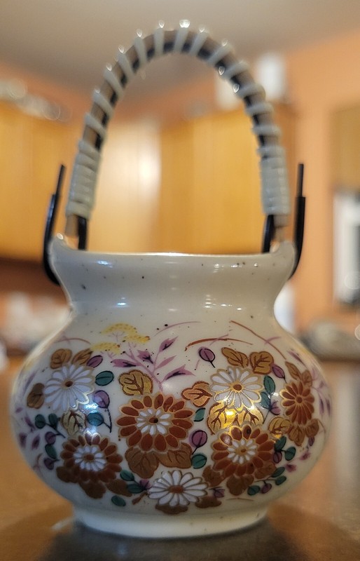 Ceramic, Asian Floral Toothpick Holder. 2.5 in Wide x 2 in Tall Plus Handle.