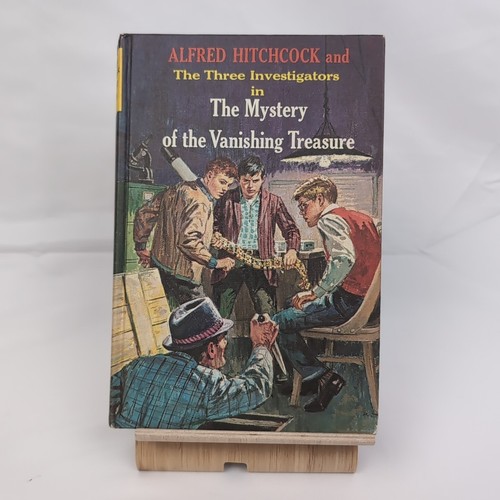 Alfred Hitchcock & Three Investigators #5 Mystery of Vanishing Treasure —1st HC