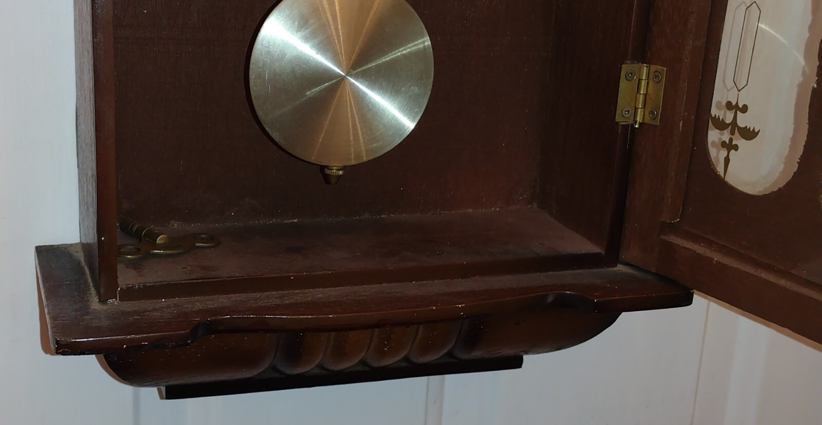 SONY WALL CLOCK 31 DAY WIND UP WITH PENDULUM & KEY WOOD EAGLE TOPPER eBay