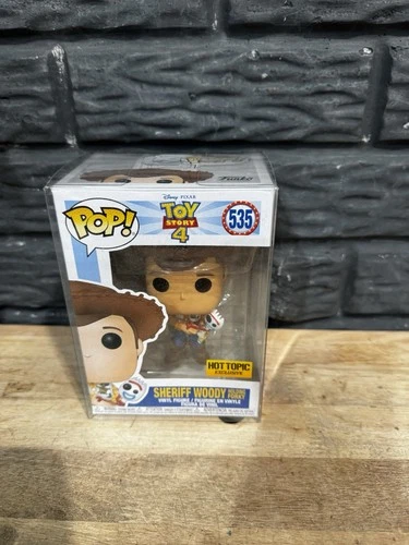 Funko Pop Toy Story 4 Sheriff Woody Holding Forky 535 Hot Topic Exclusive NEW