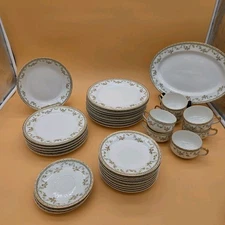 32 Pc Set Rare Vintage Haviland & Co Limoges France Cups Plates Flower 