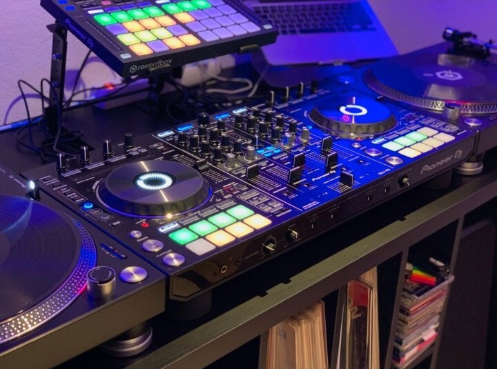 Pioneer DDJ RX DJ Mischpult professionell mit Rekordbox Software DJ