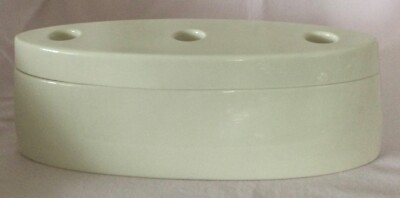 Belleek Living Groove ovaler Kerzenkasten - 3092 x 3 Kerzenhalter - (2 verfügbar)