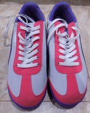 PUMA Roma Smooth Nubuck Sneakers Men Shoe size 4.5 light grey w/pink & purple