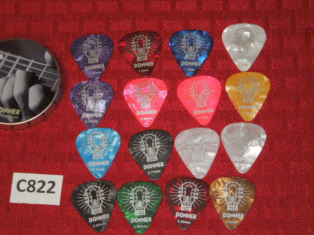 Donner Celluloid Guitar Picks with Case Pack of 16