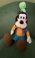 Applause Goofy Plush 20   NWT