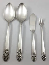Oneida DISTINCTION 2 Serving Spoons, Fork, Knife Silverplate Prestige 1951