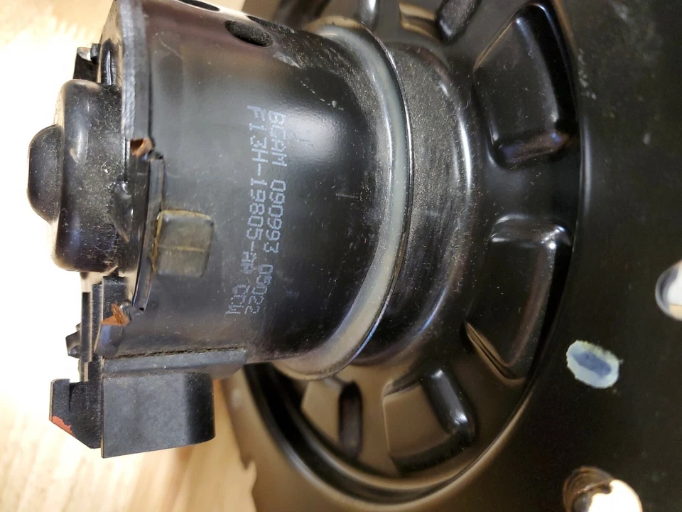 88-94 Ford Tempo - Mercury Topaz Metal Case Blower Motor Assembly With Cage - Image 3 of 4