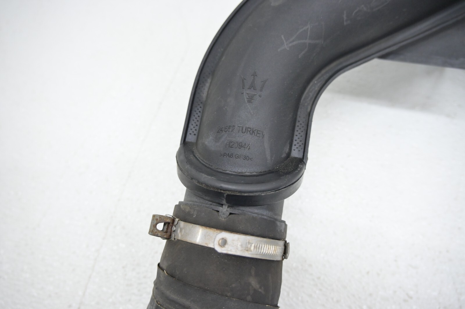 ⭐ 14-17 Maserati Ghibli S Quattro Engine Air Intake Manifold Inlet Sleeve Oem