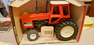 1/16 Ertl Farm Toy Allis Chalmers 7060 Black Belly Tractor With Box