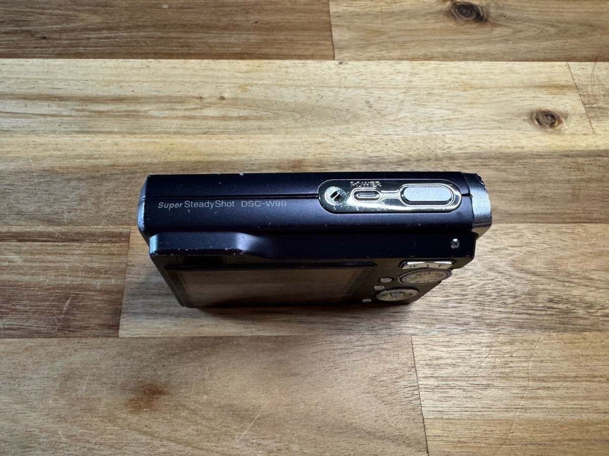 Sony Cyber-shot DSC-W90 8.1MP Digital Camera Works Black Battery