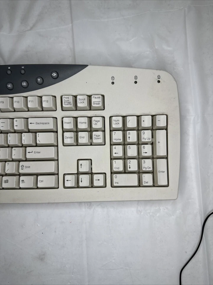RT-3602 Gateway Keyboard Vintage VTG Gateway Keyboard Untested - Image 4 of 4