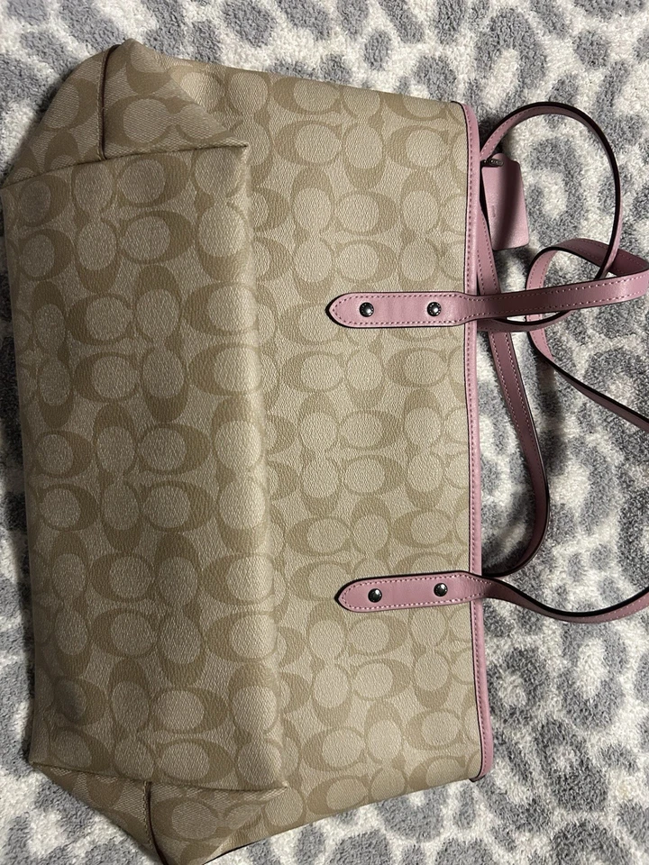 蔻驰睡美人单肩包钱包 — 第 2/4 张图片