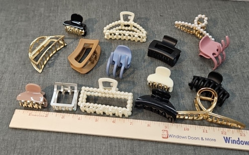 Hair Clips Lot of 15 Assorted Sizes & Colors Plastic & Metal claw