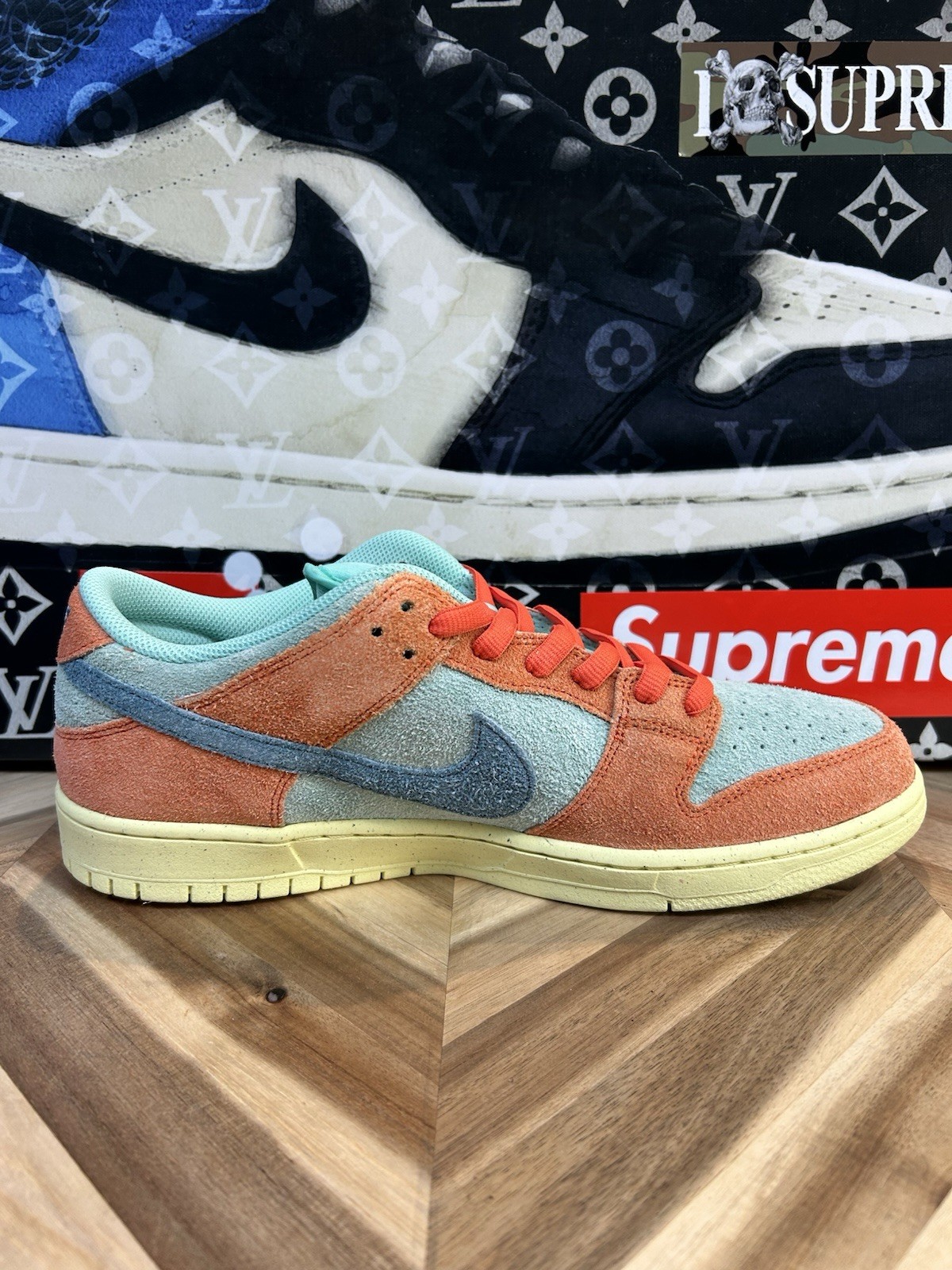 Nike SB Dunk Low Pro Premium Hairy Suede Orange Aqua Mens 11.5 USA DV5429 800 image 2