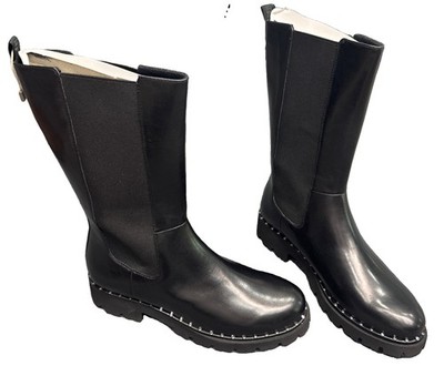 Steve Madden Black Leather Knee Boots Women s 9 EU 40 Lug Sole Studded BNIB