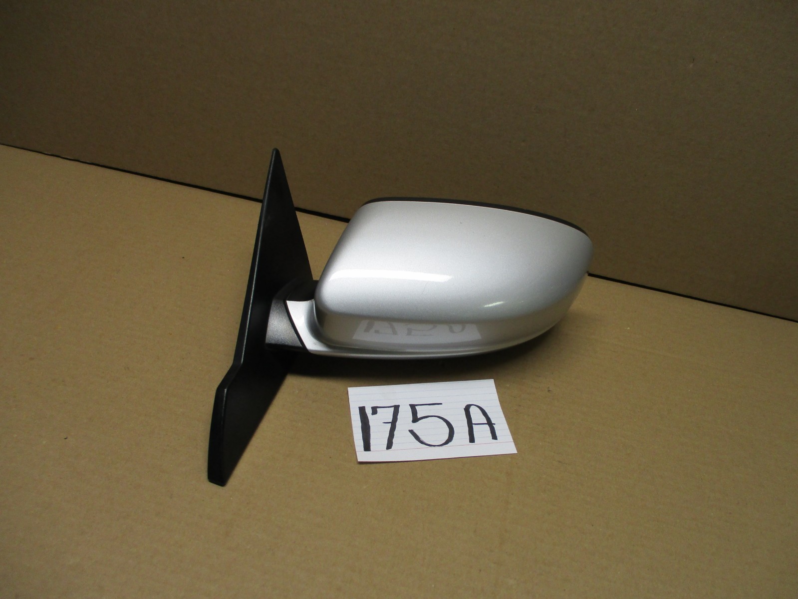 11 - 14 Chrysler 200 2 Door Convertible DRIVER side Mirror Used Power #175-A 