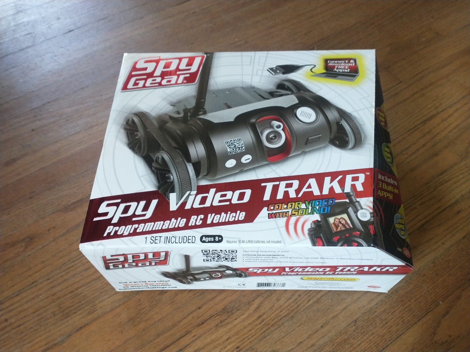 New SEALED Spy Gear Spy Video TRAKR Remote Controlled Camera Vehicle
