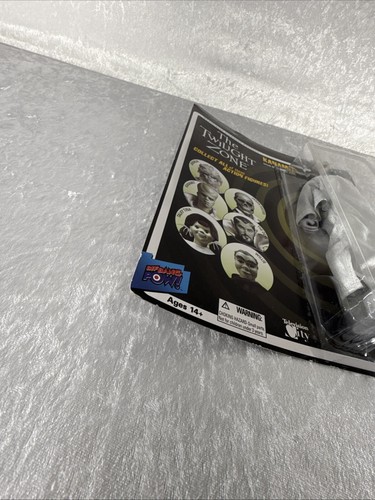 2010 Bif Bang Pow! Series 2 The Twilight Zone KANAMIT Action Figure Collectors - Picture 20 of 21