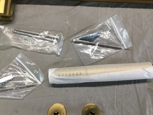 Assemblaggio barra scorrevole doccia Moen INS1570G PEZZI MANCANTI DOCCIA DIVERSA - Foto 8 di 23