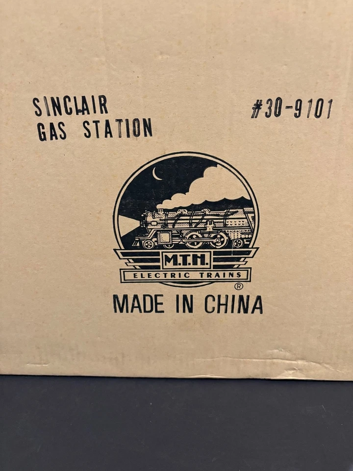 MTH Rail King 30-9101 O Sinclair Operating Gas Station Brand New in Box - Image 2 of 4