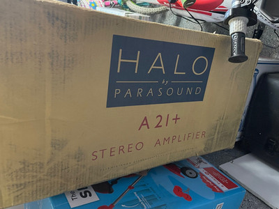 Parasound Halo A21+ Stereo Power Amplifier 2x300W 8 Ohm