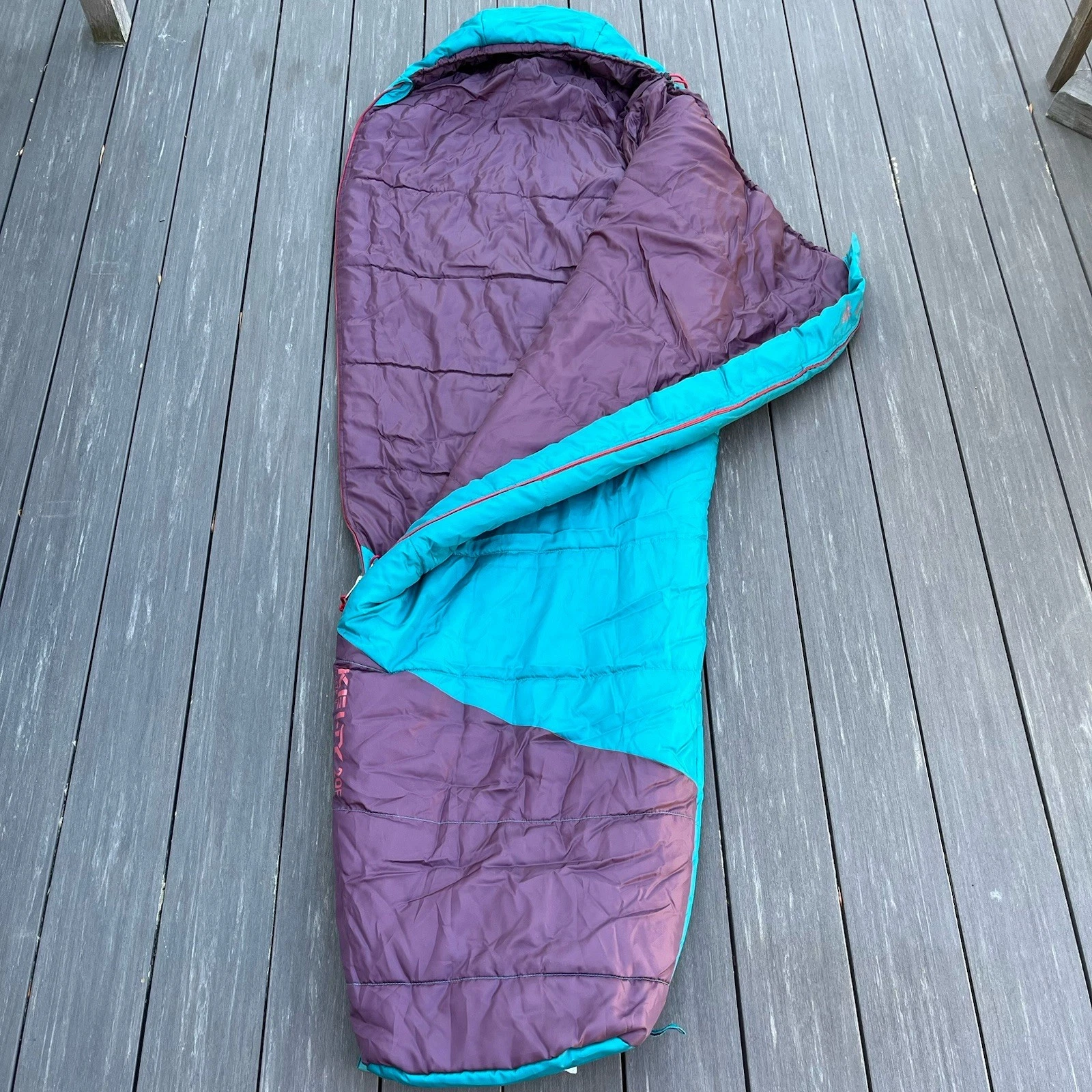 Kelty Mistral Kids Sleeping Bag 20F Synthetic Child Youth 69x28 Insulated Mummy